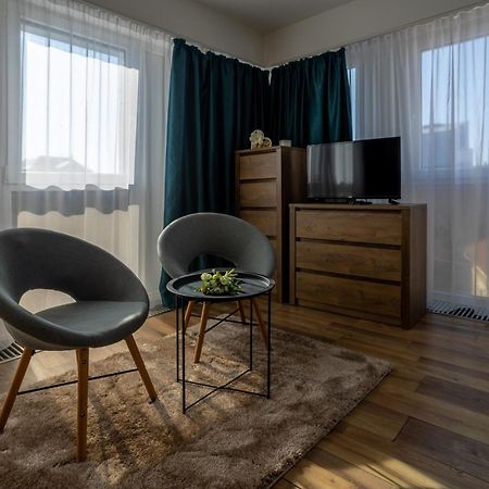 Hellowine Apartman II Eger Eksteriør billede
